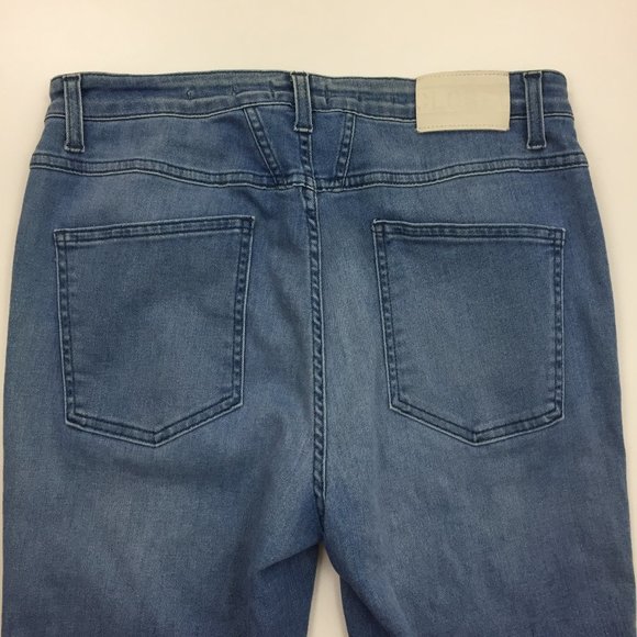 CLOSED Italy Light Wash Organic Cotton C91123 Skinny Pusher Long Jeans - Picture 7 of 10